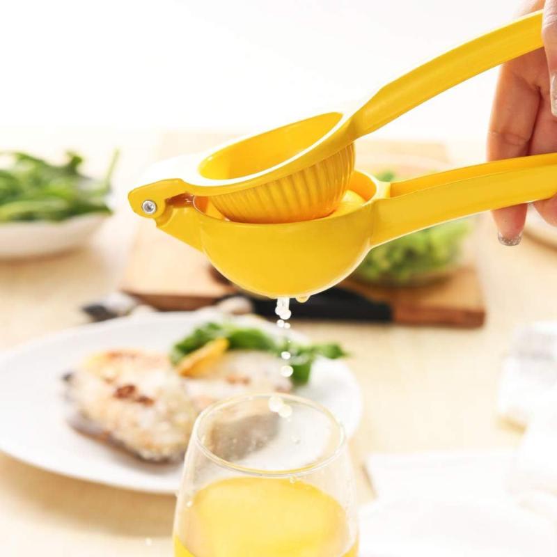 عصارة ليمون يدوية محمولة، أداة - مراجعة Kitchen Gadgets Juicer وسعره