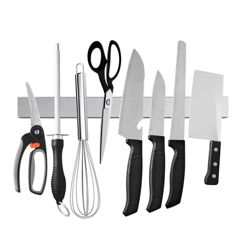 شريط مغناطيسي احترافي لحفظ الس - مراجعة Magnetic Knife Strip وسعره